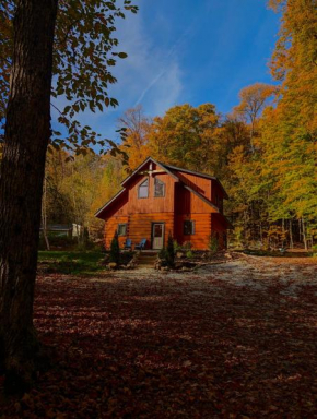 Cozy Log Cabin with Lake Access